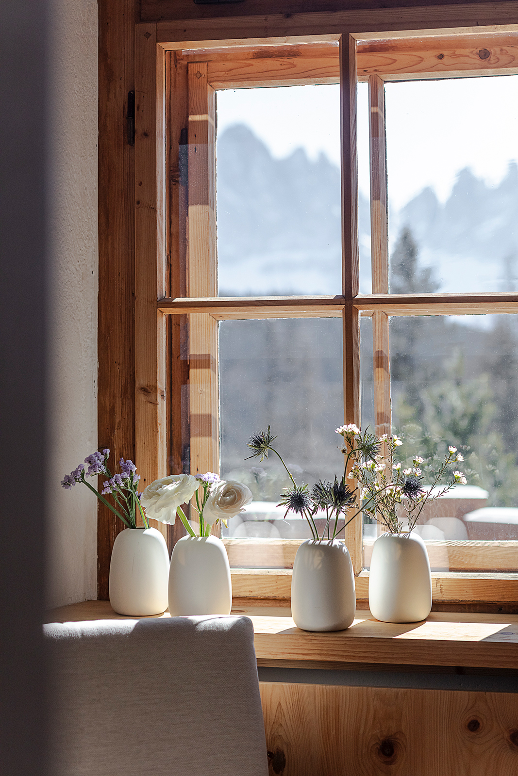 Blumendekoration im Hotel Forestis von der Floralen Werkstatt